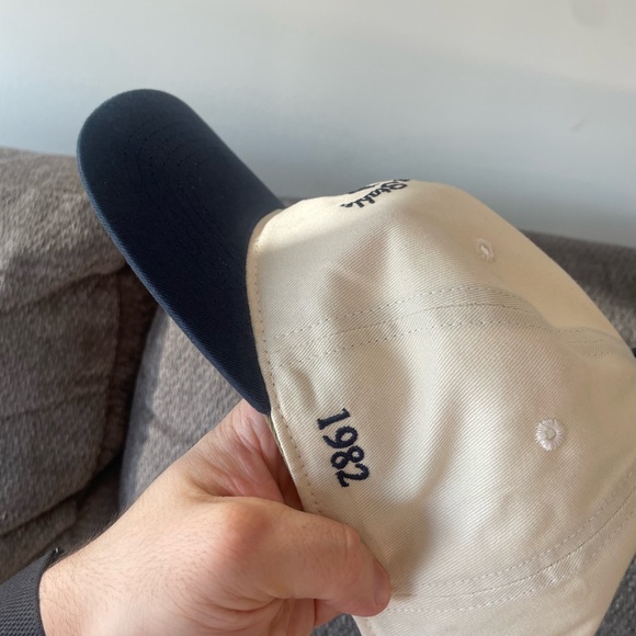 Siegelman Stable x NYON - Blue & Cream - Picture 2 of 3